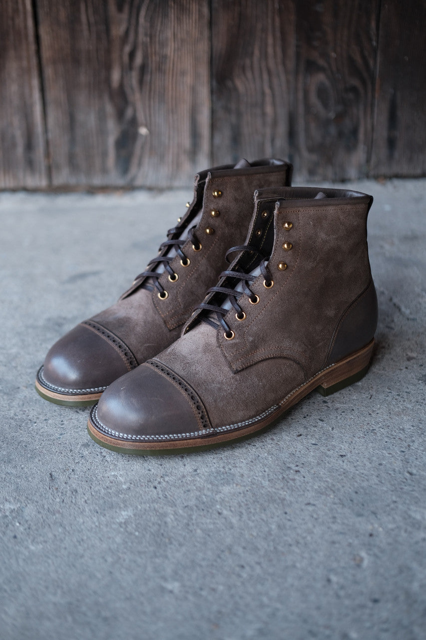 (Closed!) Two Tone Grey SB Foot The Chosen One