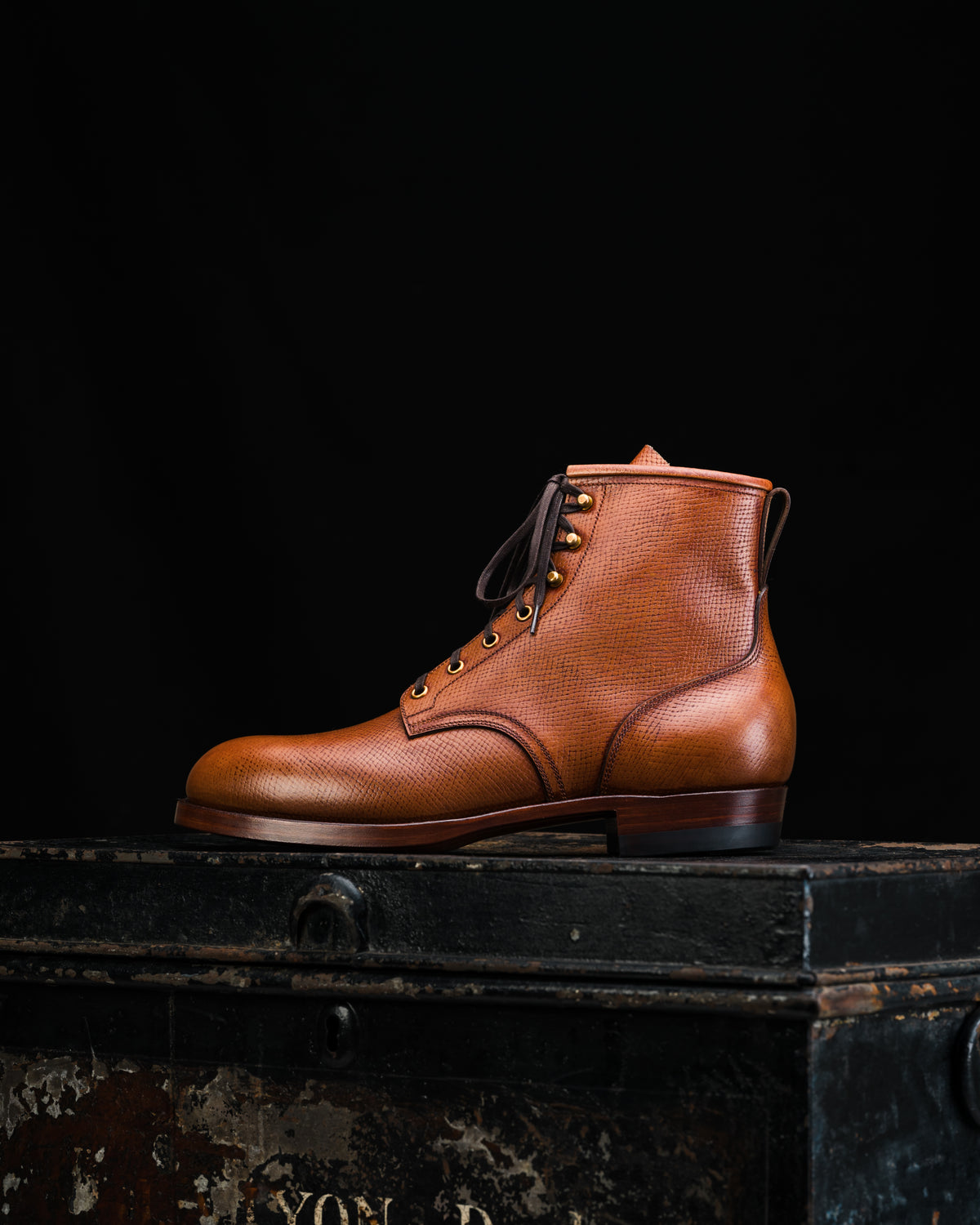 RTW Drop 7 : Brown Horween Pioneer Hatchgrain The Chosen One