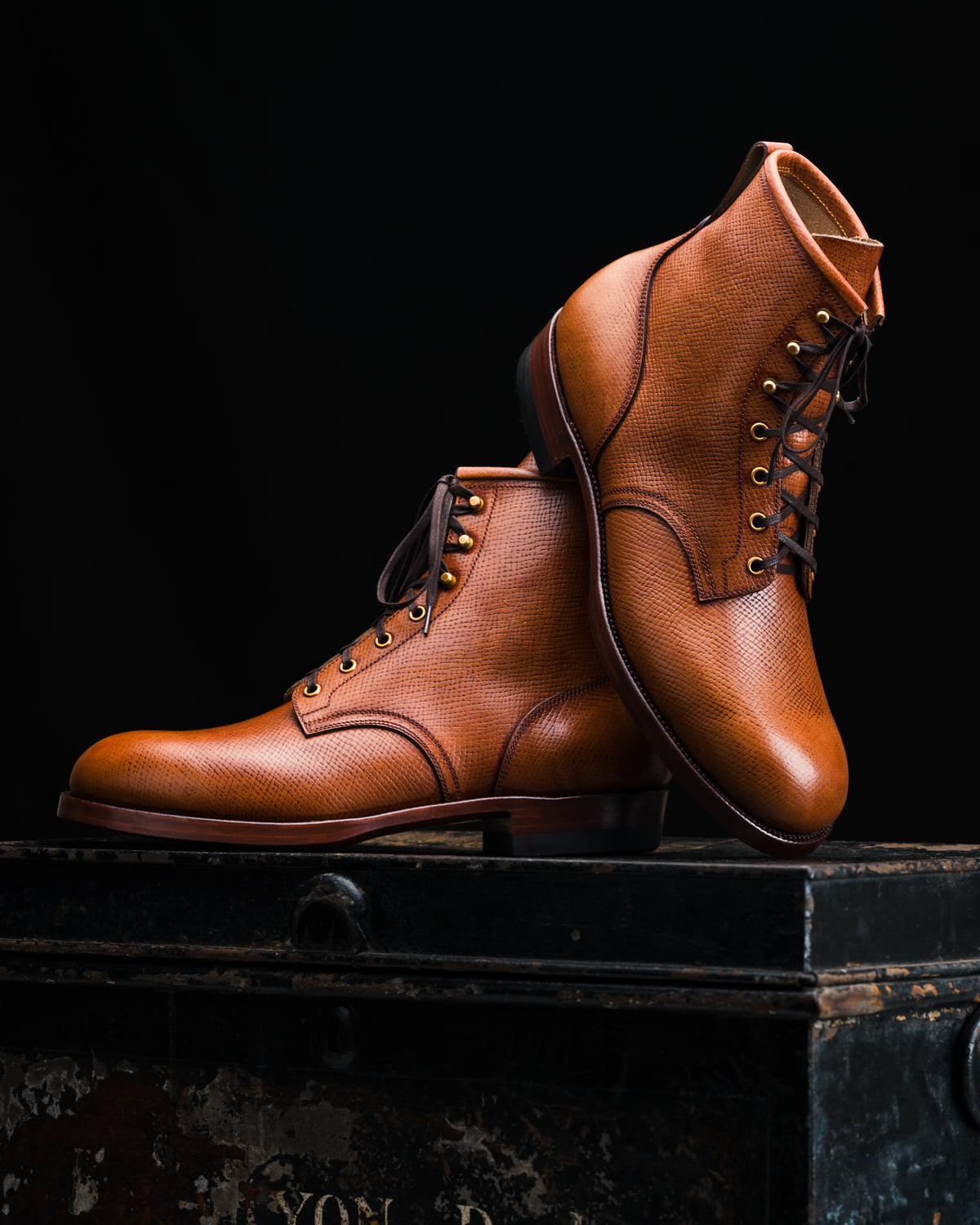 RTW Drop 7 : Brown Horween Pioneer Hatchgrain The Chosen One