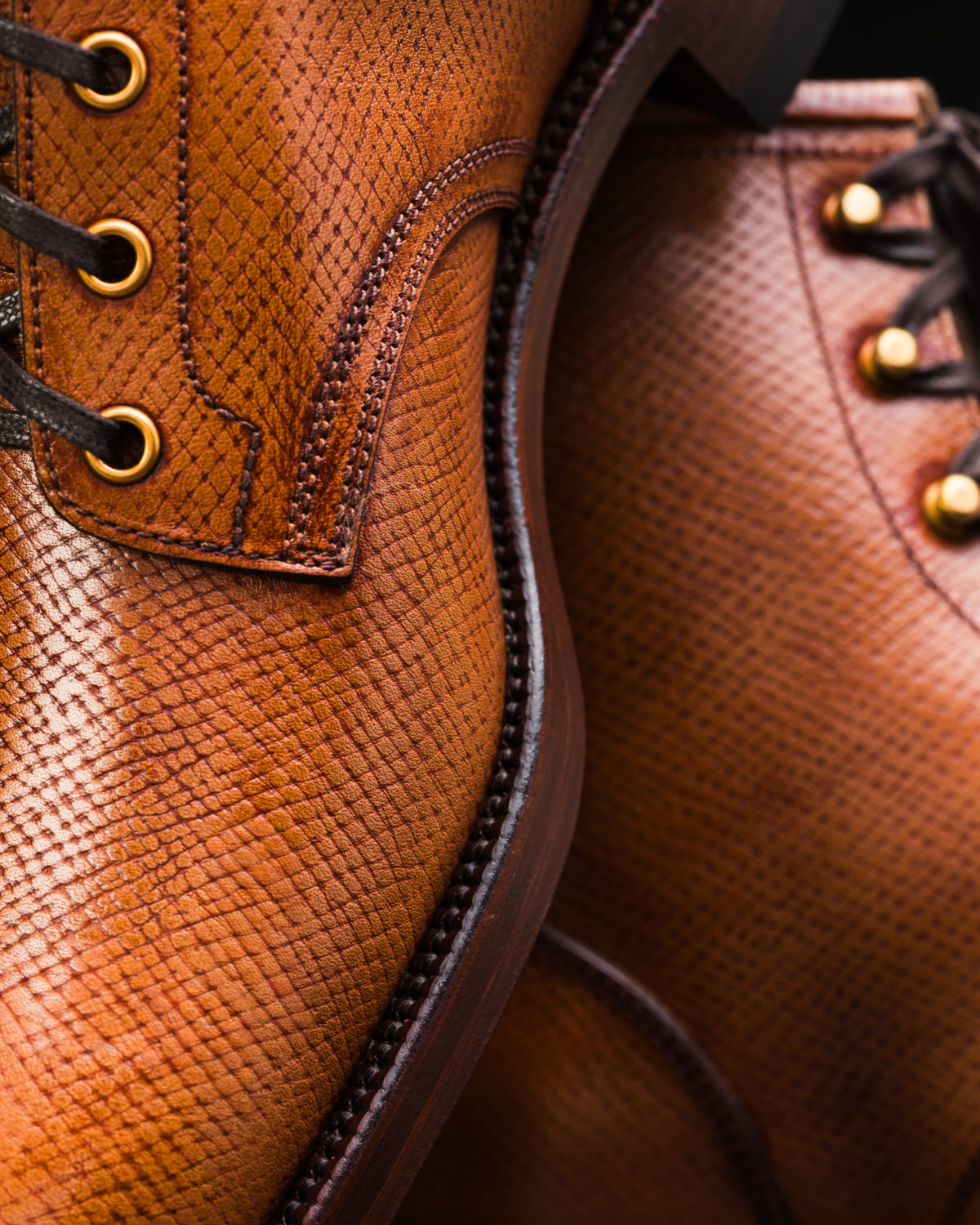 RTW Drop 7 : Brown Horween Pioneer Hatchgrain The Chosen One