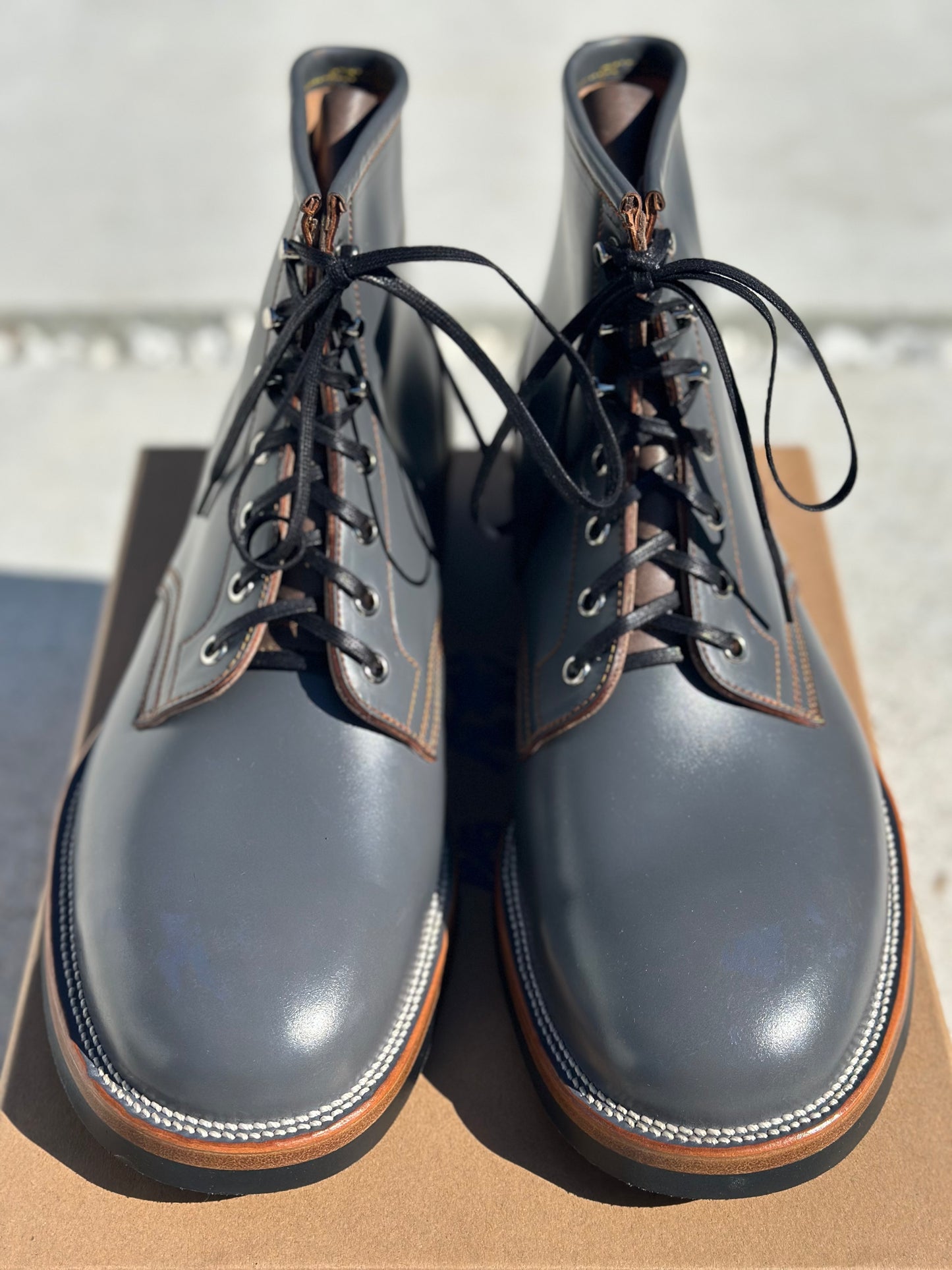 Maryam Grigio Shell Cordovan Plain Toe TCO