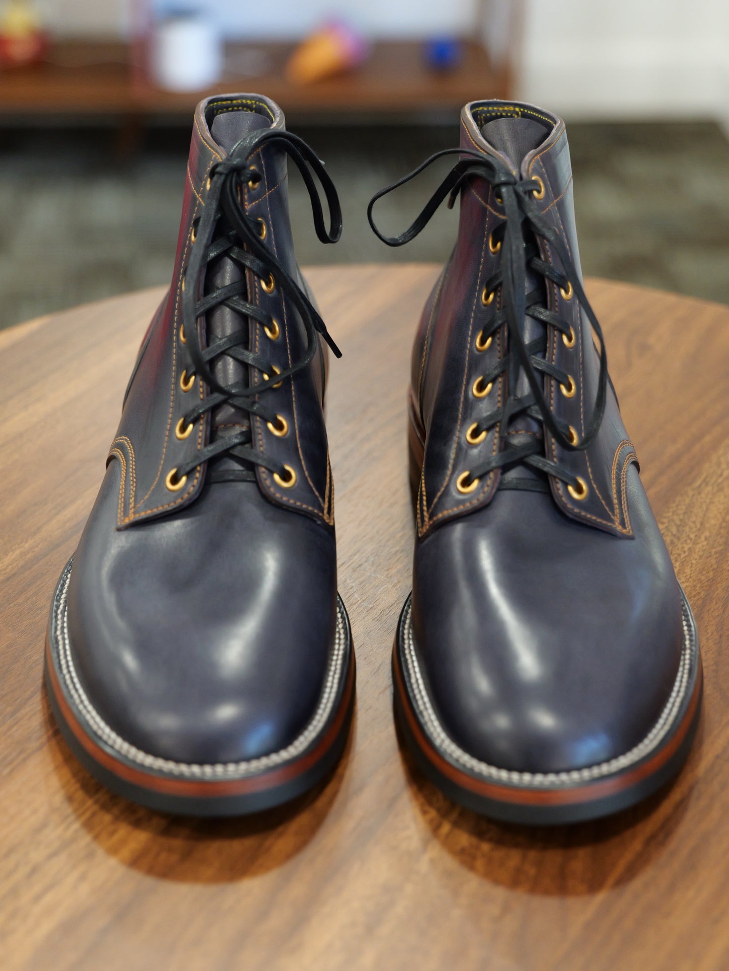 RTW Drop 3 : The Navy Guidi Horsebutt TCD