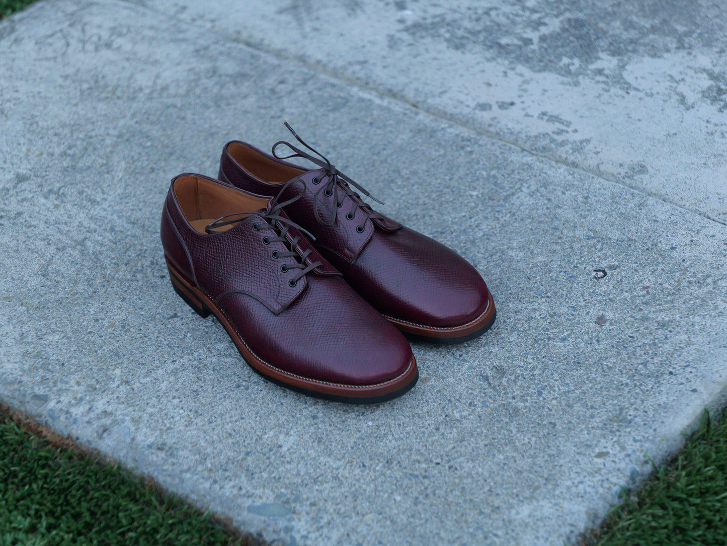 Burgundy Horween Pioneer Hatchgrain TCO Shoe - 9D