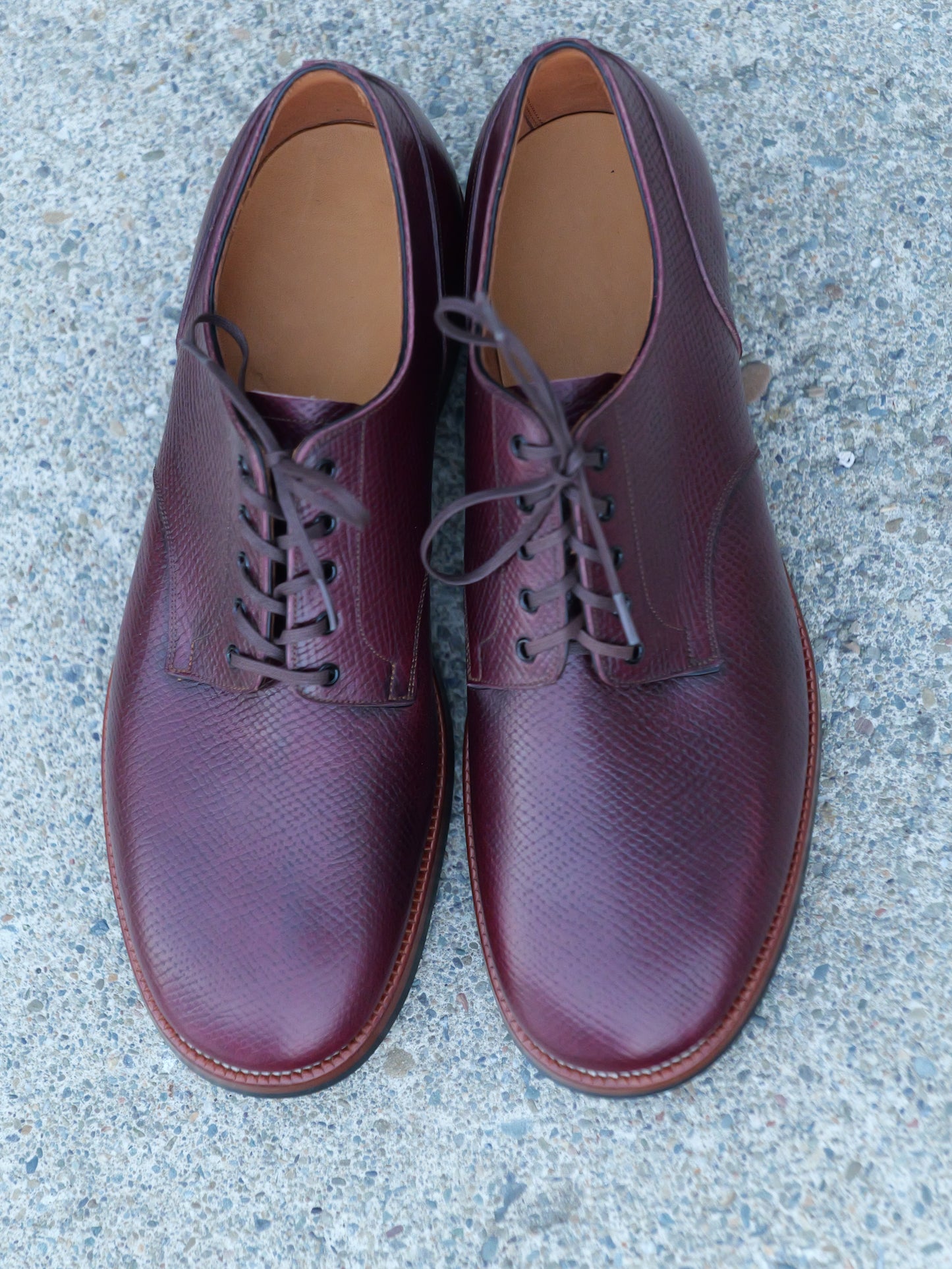 Burgundy Horween Pioneer Hatchgrain TCO Shoe - 9D